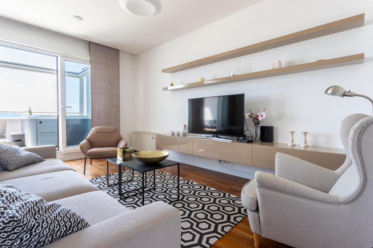 Apartments Blue Maris Znjan สปลิท ภายนอก รูปภาพ