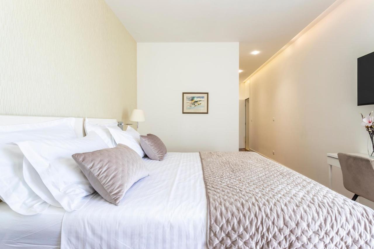 Apartments Blue Maris Znjan สปลิท ภายนอก รูปภาพ