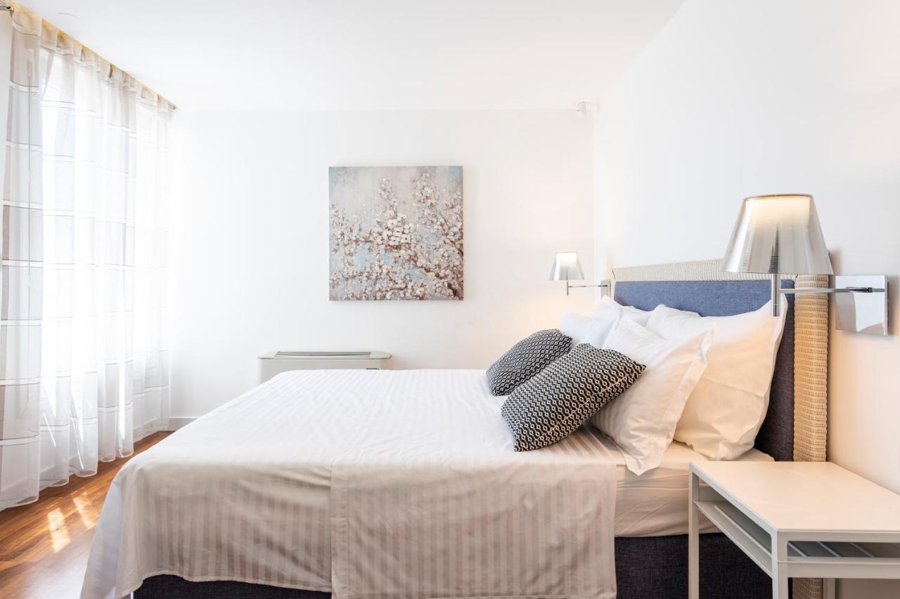 Apartments Blue Maris Znjan สปลิท ภายนอก รูปภาพ