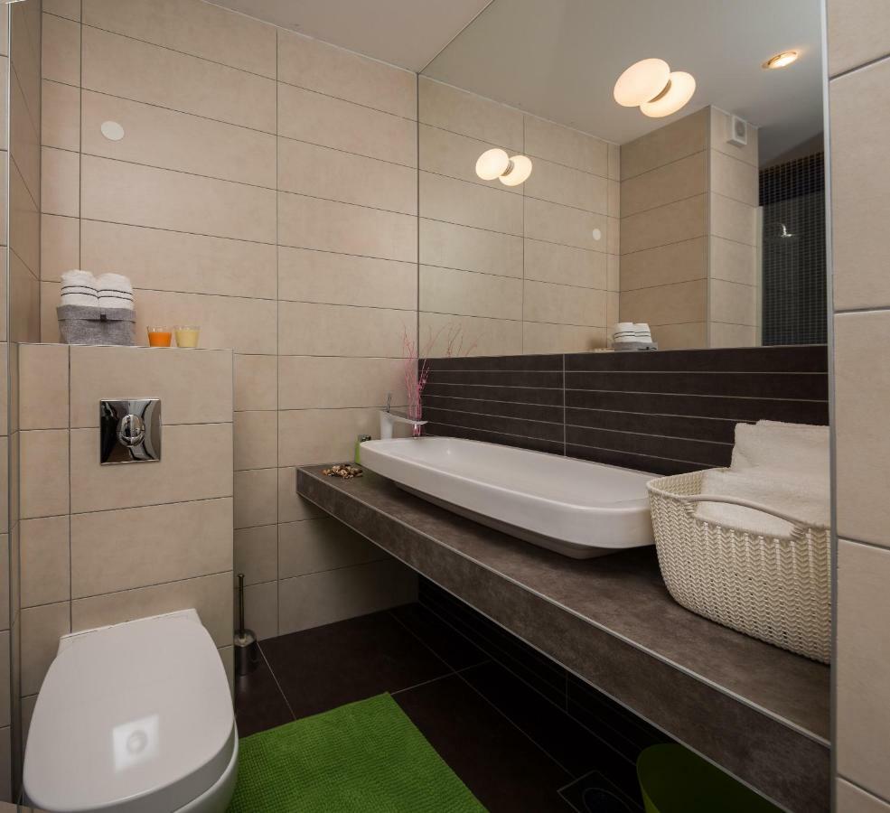 Apartments Blue Maris Znjan สปลิท ภายนอก รูปภาพ